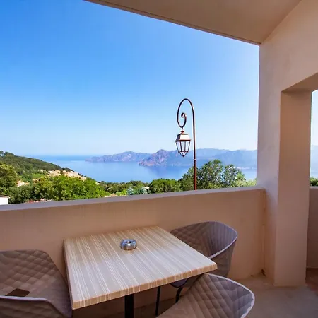 Ξενοδοχείο Scandola 3*