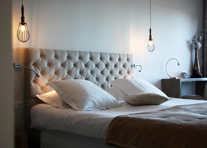 Scandola Otel