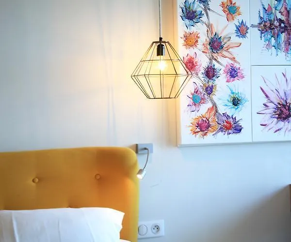 Otel Scandola 3*