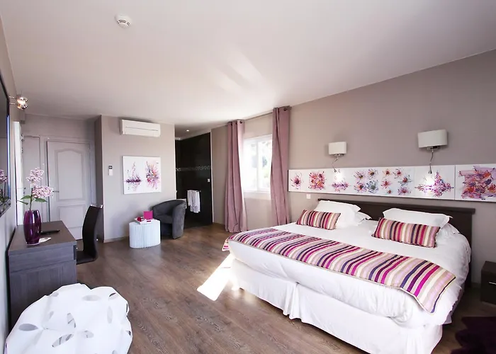 Otel Scandola