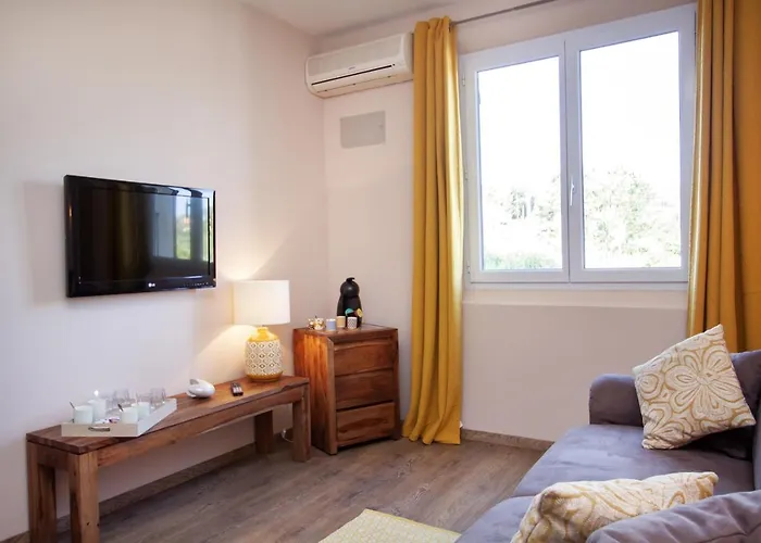 Scandola 3* Piana (Corsica)