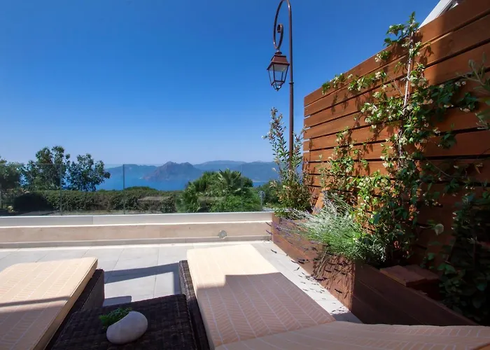 Scandola Hotel Piana (Corsica)